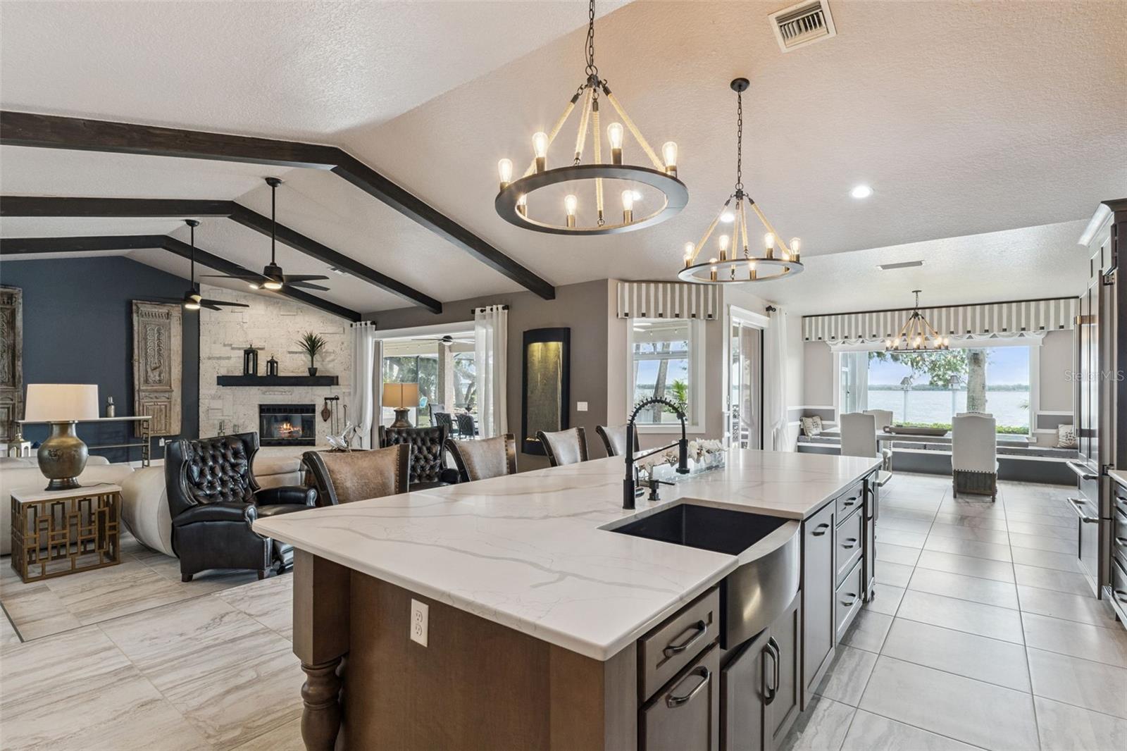 SQUIRREL POINT SUB - Residential