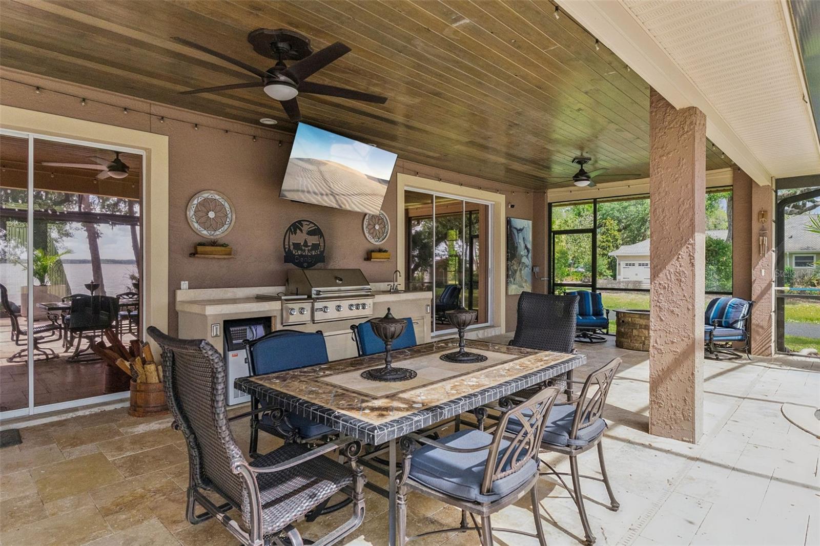 SQUIRREL POINT SUB - Residential