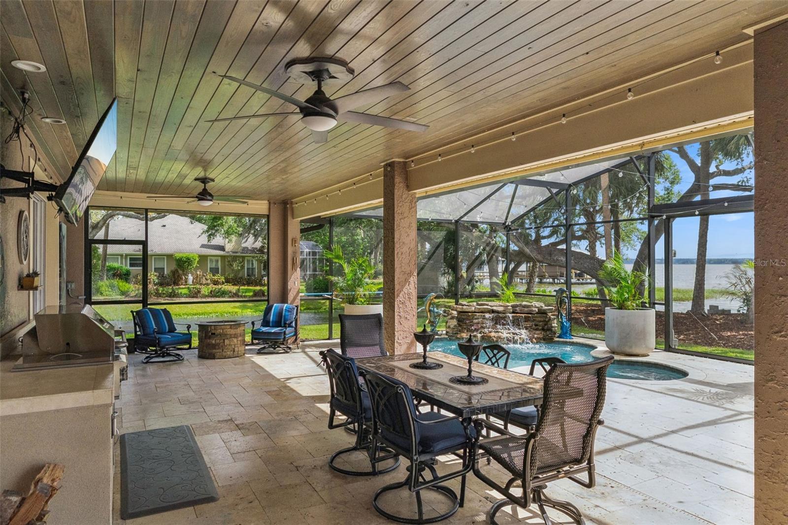 SQUIRREL POINT SUB - Residential