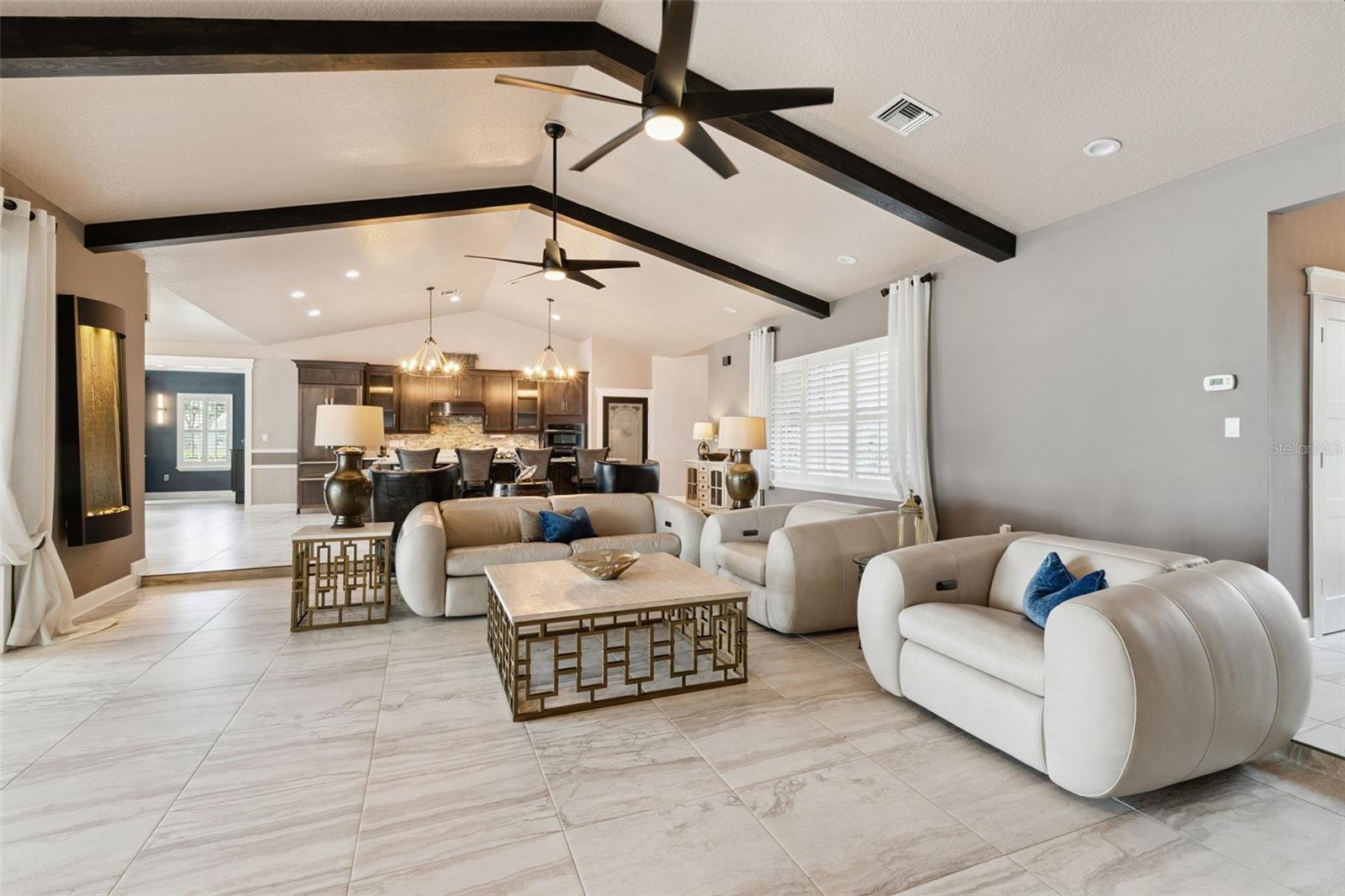 SQUIRREL POINT SUB - Residential