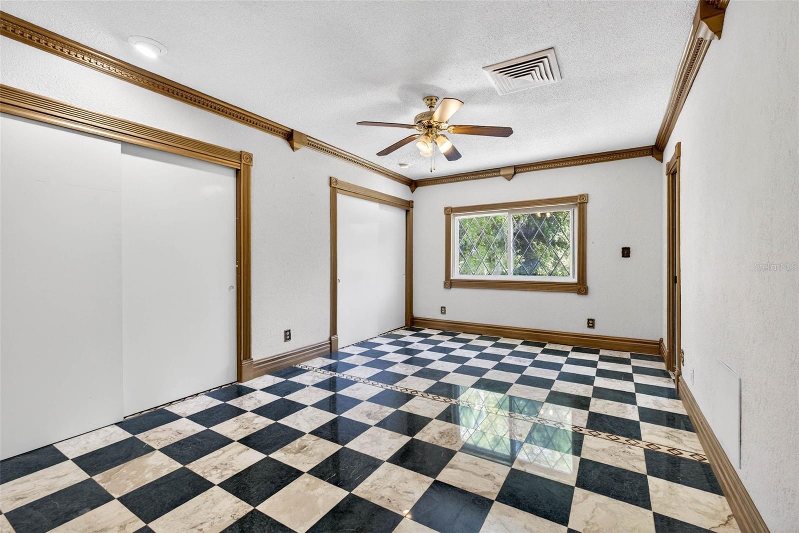 TEMPLE TERRACE TOWNSITE - Residential