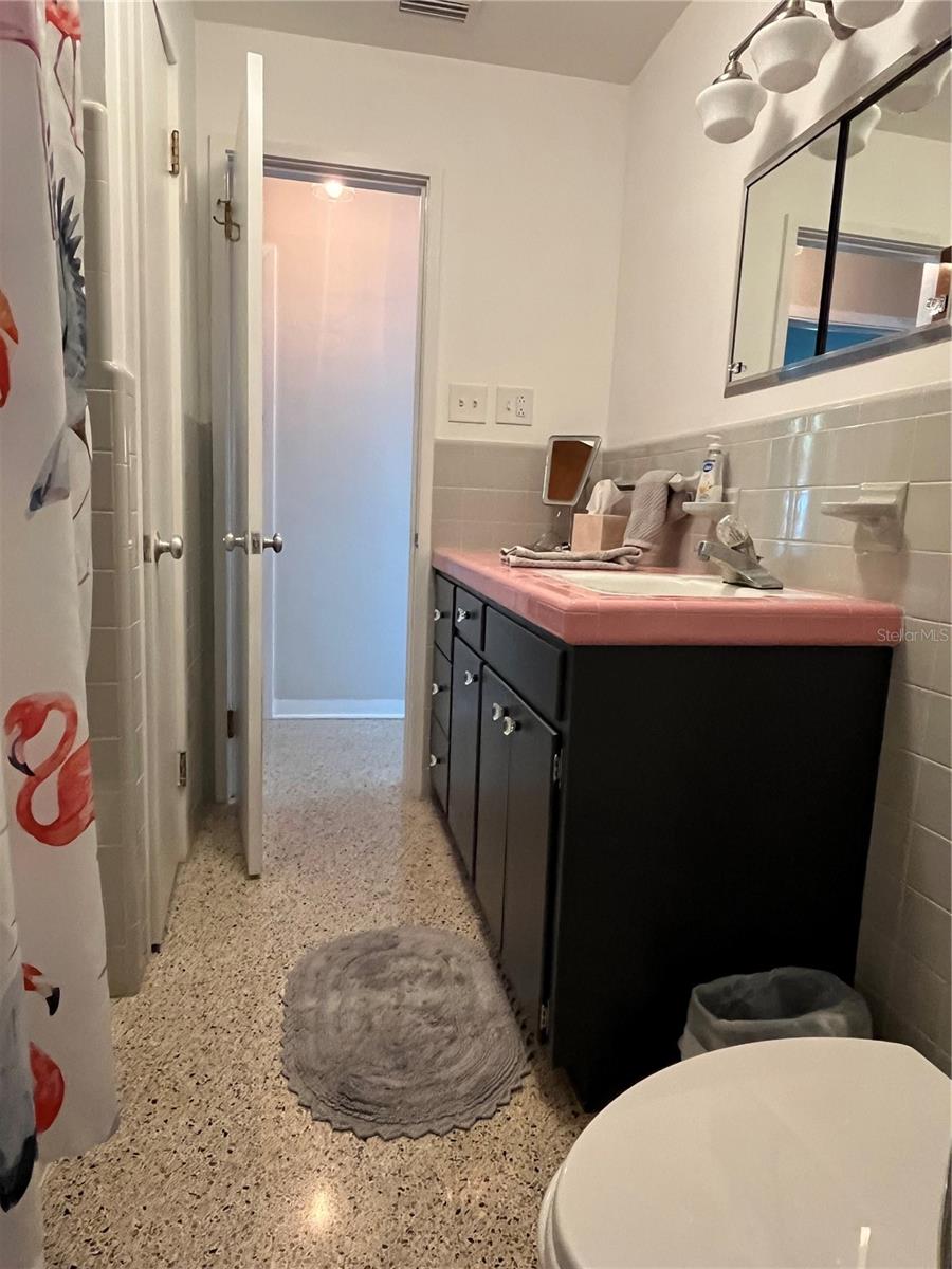 BUENA VISTA SHORES - Residential Lease
