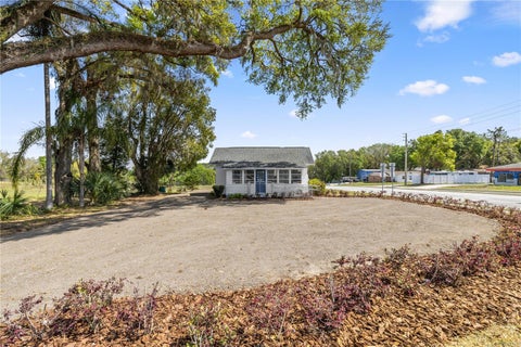 Tiny photo for 401 N Dixie Avenue, Fruitland Park, FL 34731 (MLS # OM732661)