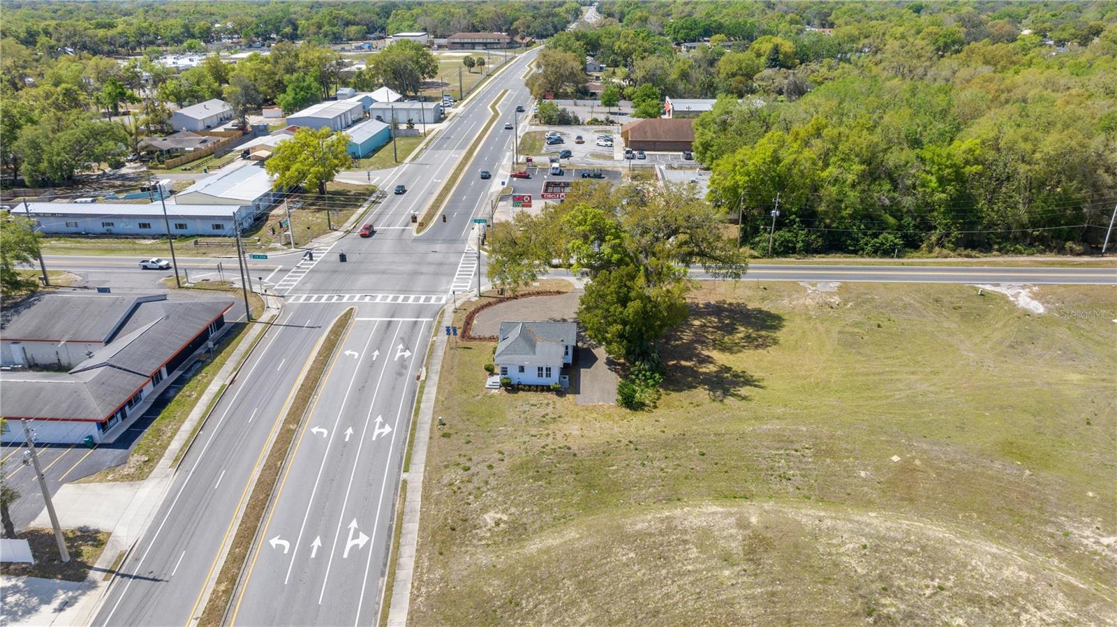 401 N DIXIE AVENUE