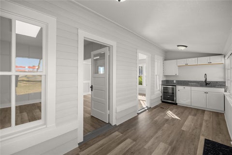 Tiny photo for 401 N Dixie Avenue, Fruitland Park, FL 34731 (MLS # OM732661)