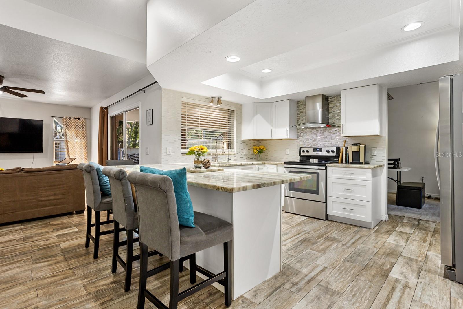 DELTONA LAKES UNIT 27 - Residential