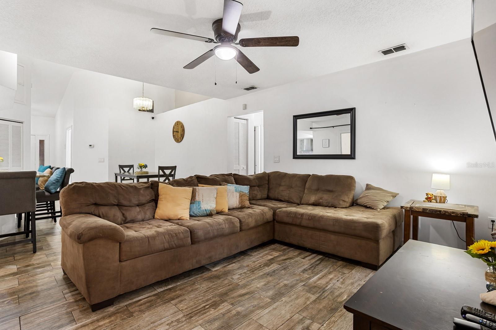 DELTONA LAKES UNIT 27 - Residential