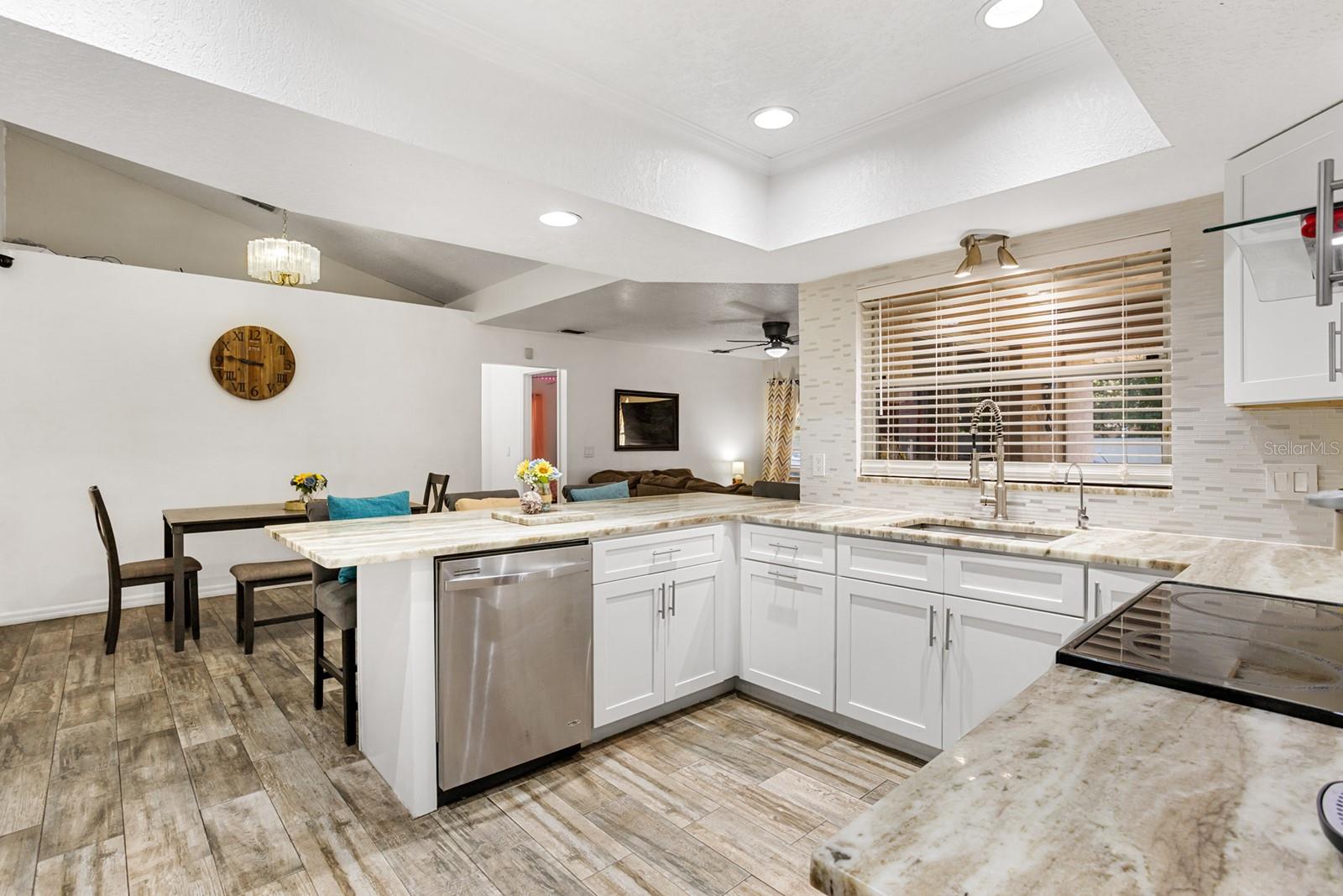 DELTONA LAKES UNIT 27 - Residential