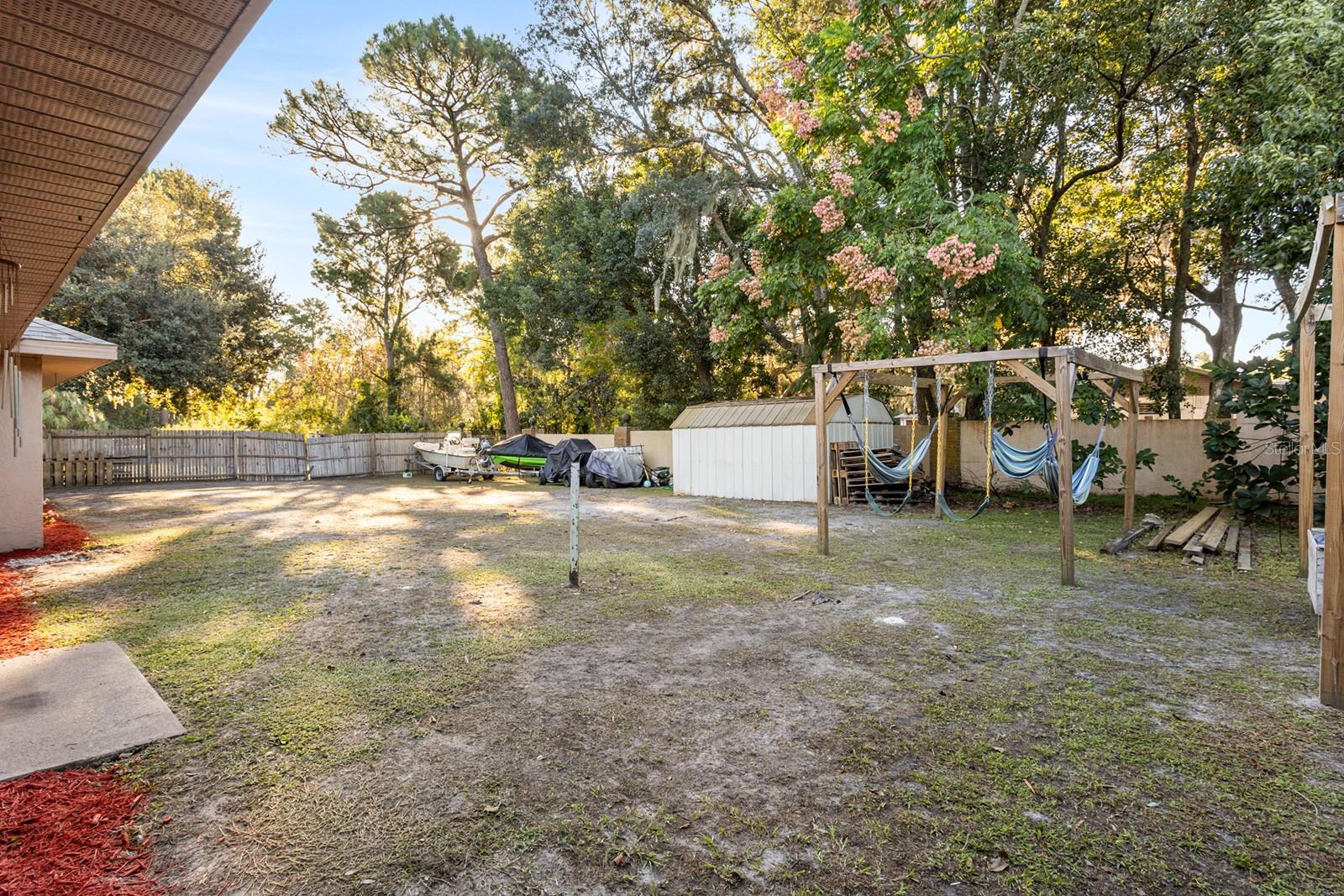 DELTONA LAKES UNIT 27 - Residential