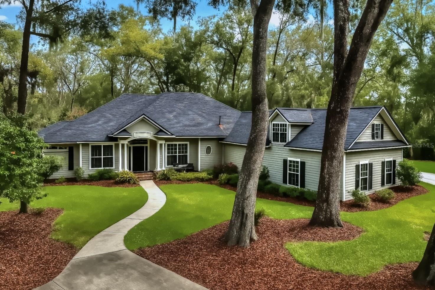 STEEPLECHASE FARMS - Residential