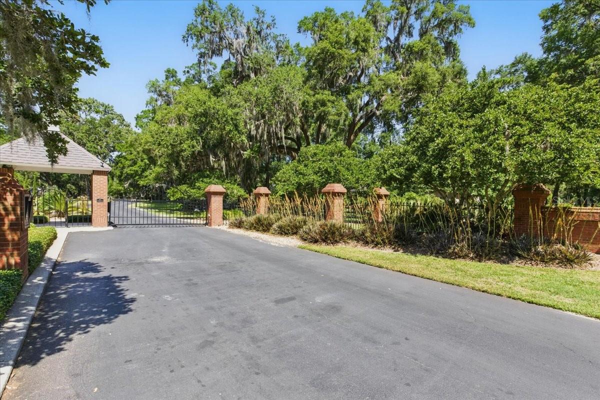 STEEPLECHASE FARMS - Residential