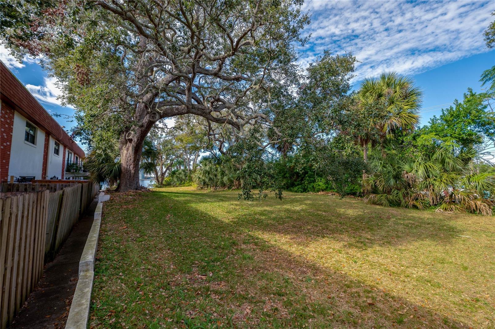 COBBLESTONE VILLAGE - Residential