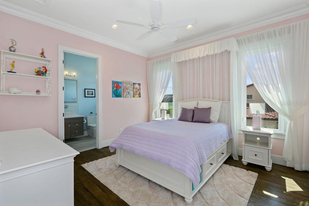 WATERSTONE - Residential