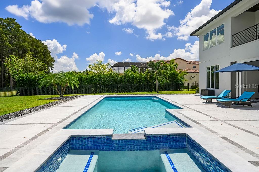 WATERSTONE - Residential