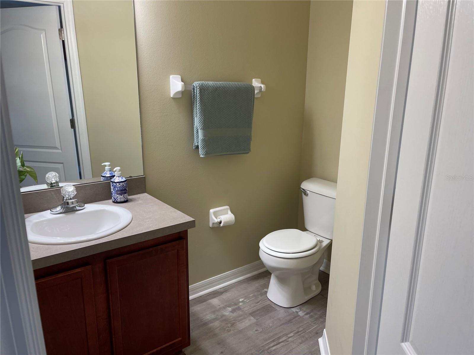 LONE STAR TWNHMS - Residential