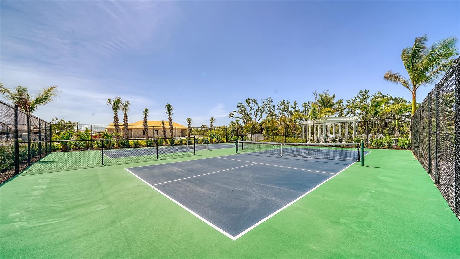 WYSTERIA WELLEN PARK VILLAGE F-4 - Residential