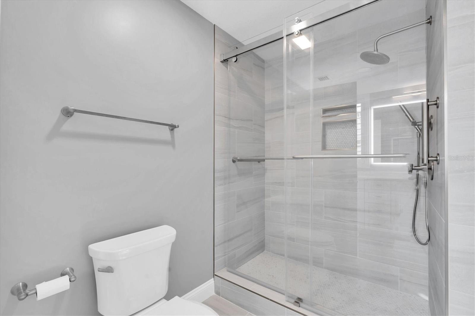 VINOY PLACE CONDO - Residential