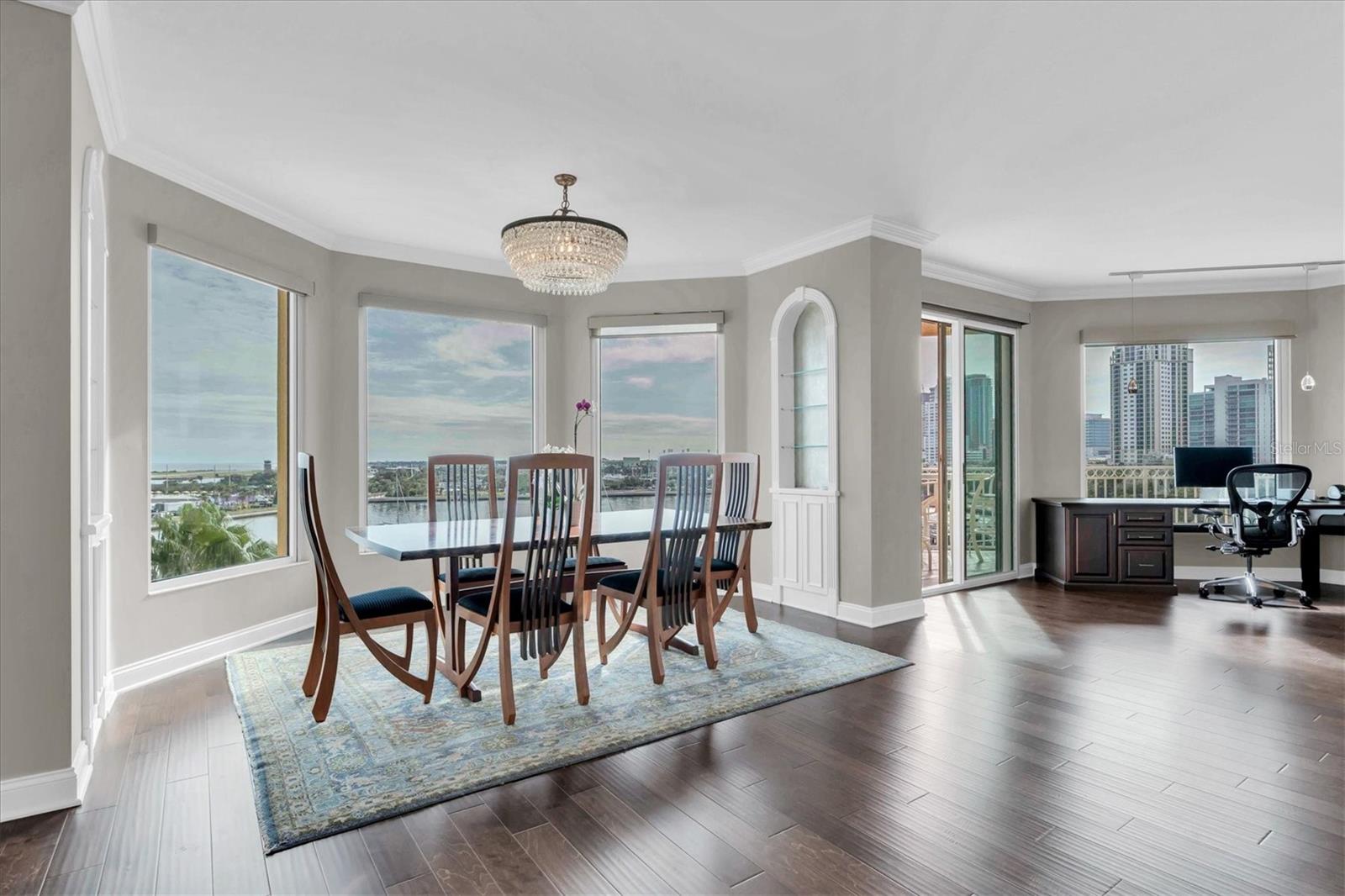 VINOY PLACE CONDO - Residential