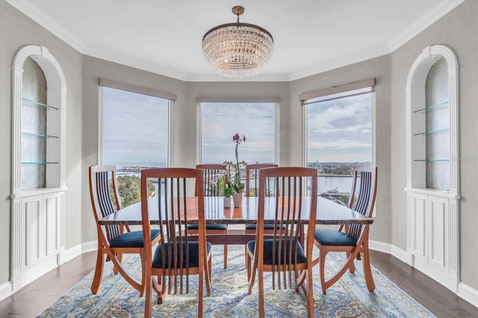 VINOY PLACE CONDO - Residential