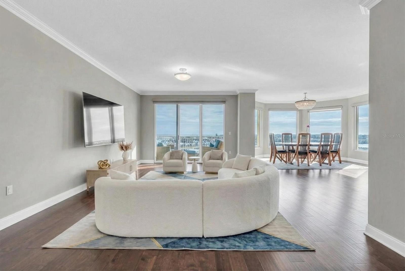 VINOY PLACE CONDO - Residential