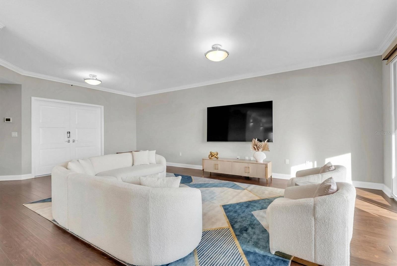 VINOY PLACE CONDO - Residential