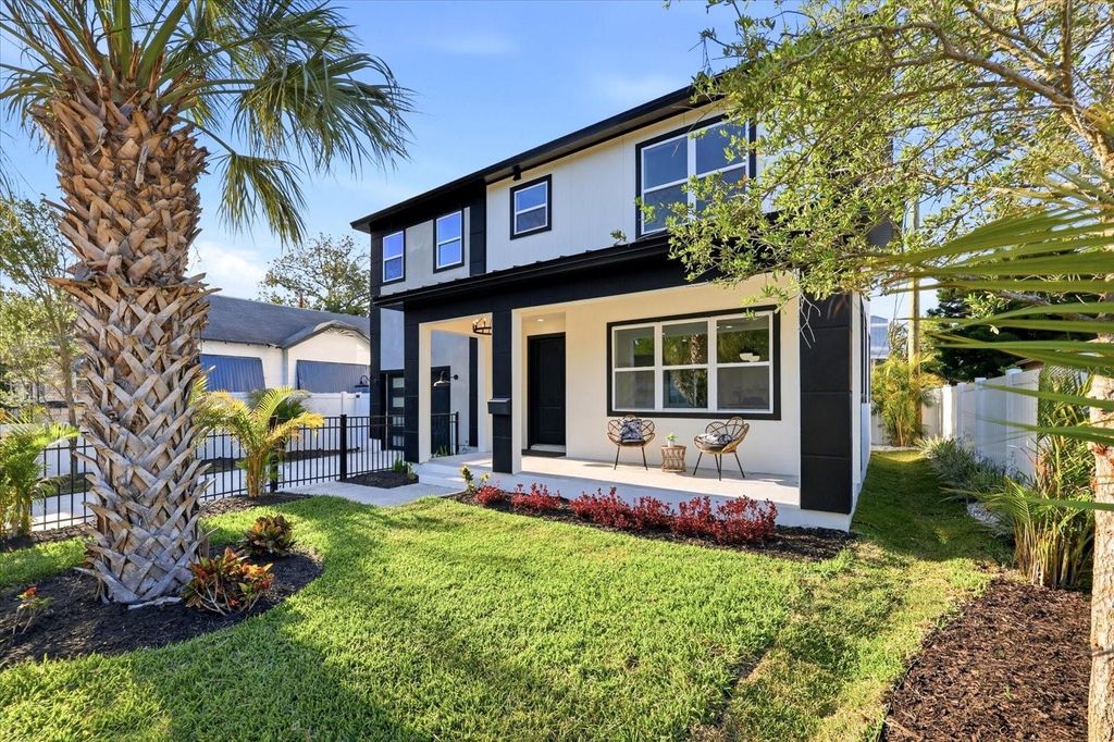 Photo of 1235 11th Avenue S, St Petersburg, FL 33705 (MLS # TB8499610)