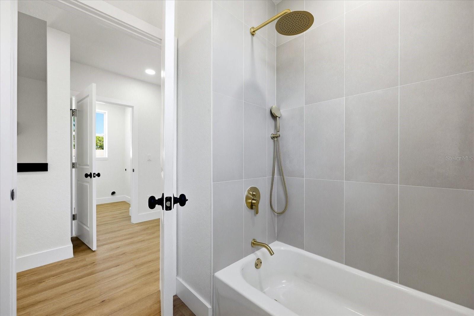 COLUMBIA HEIGHTS - Residential