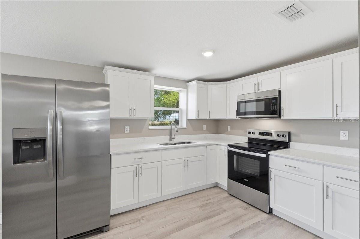 FLOOD & CARSONS ADD - Residential