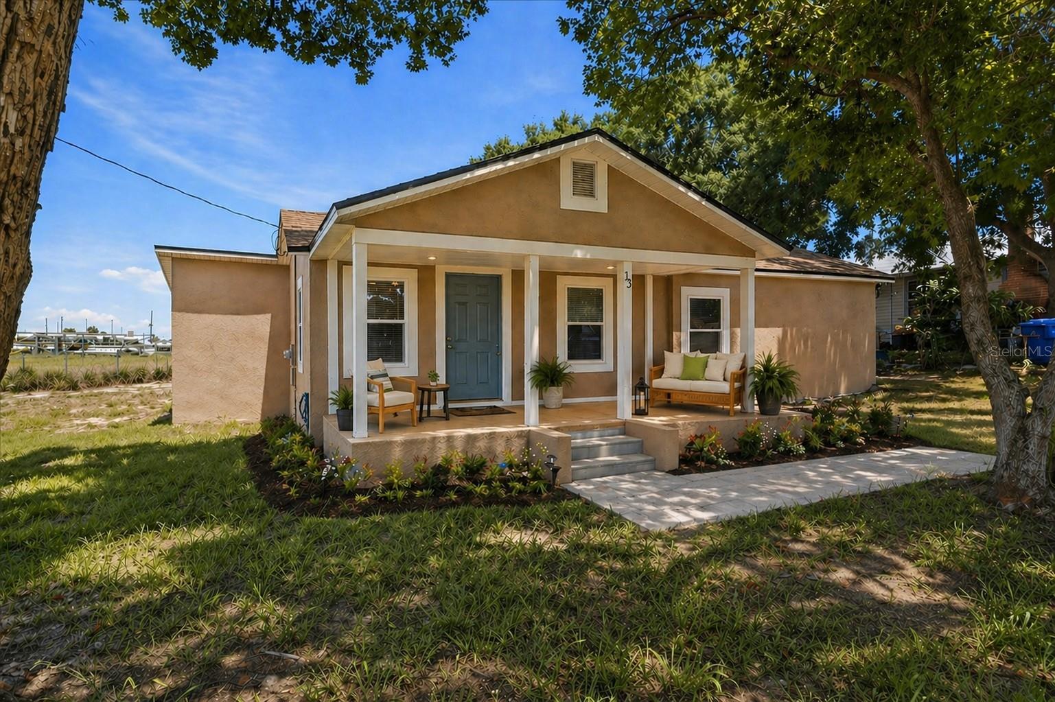 FLOOD & CARSONS ADD - Residential