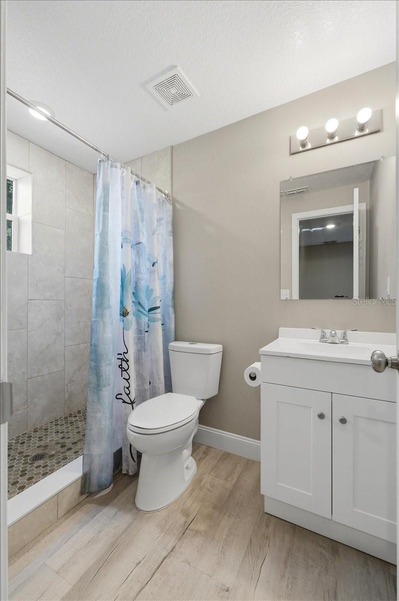 FLOOD & CARSONS ADD - Residential