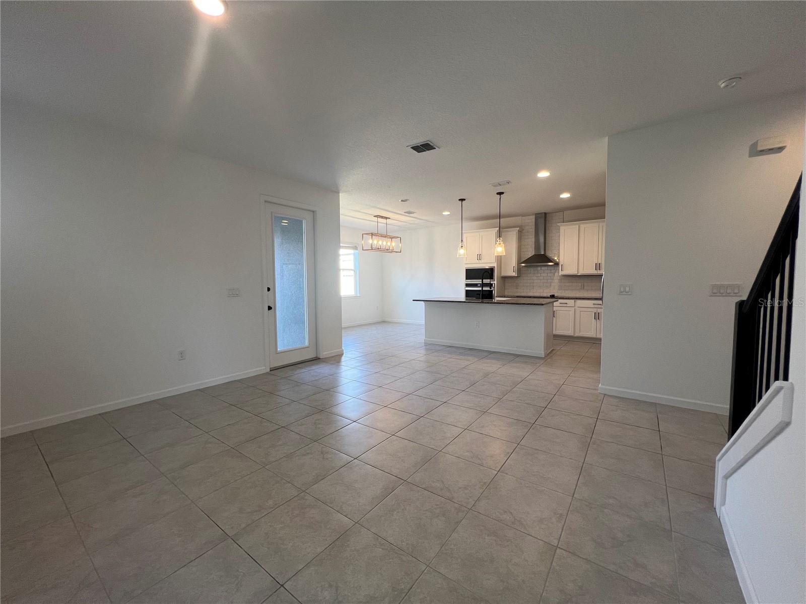 LAKESIDE/HAMLIN - Residential Lease