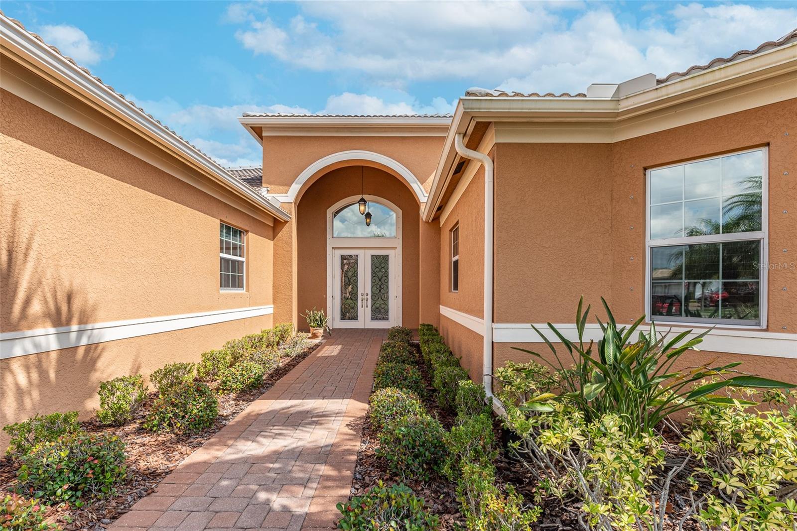 5062 STONE HARBOR CIRCLE