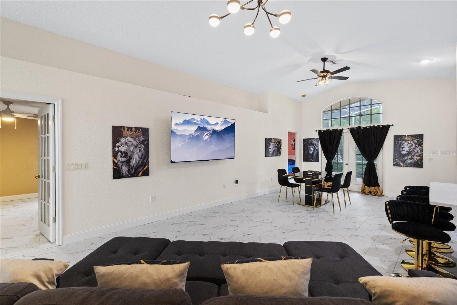 11424 DORIAN COURT