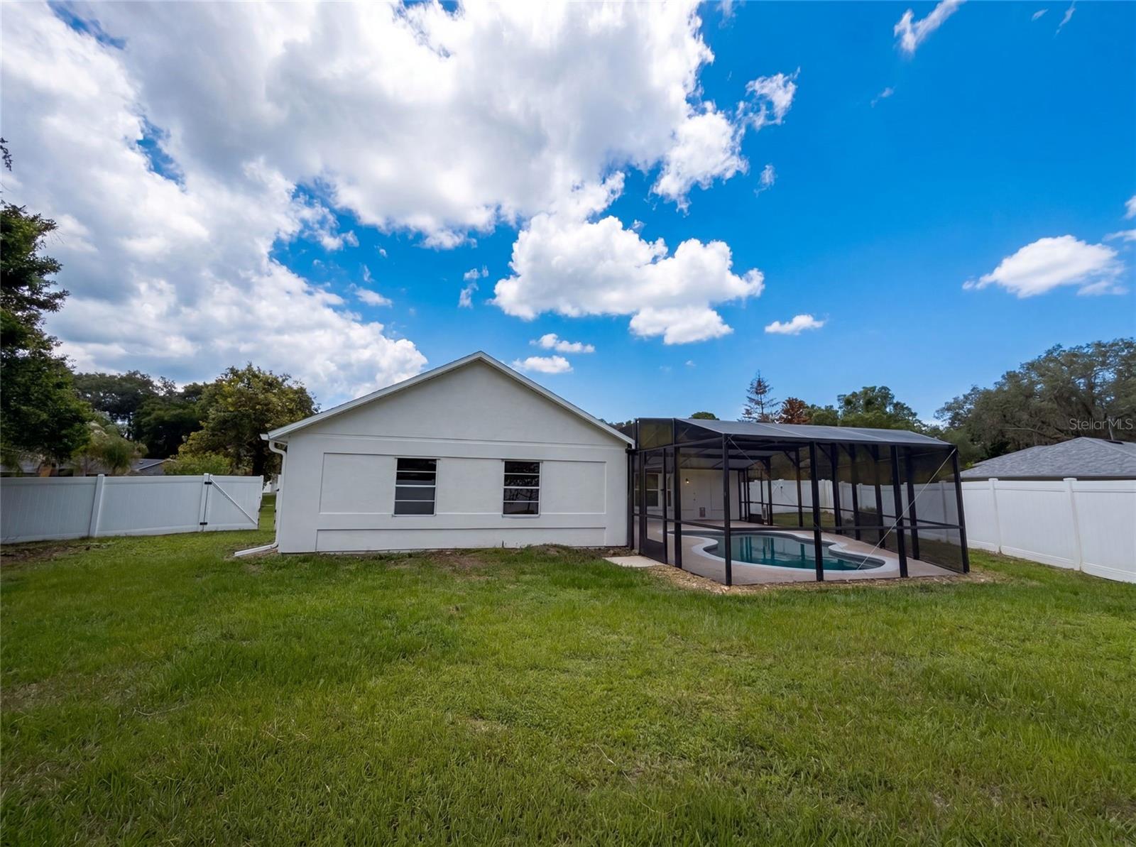 546 PENNS NECK DRIVE