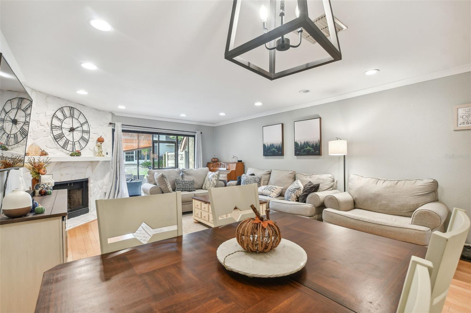 VILLAS OF SOMERSET WOODS CONDO THE - Residential