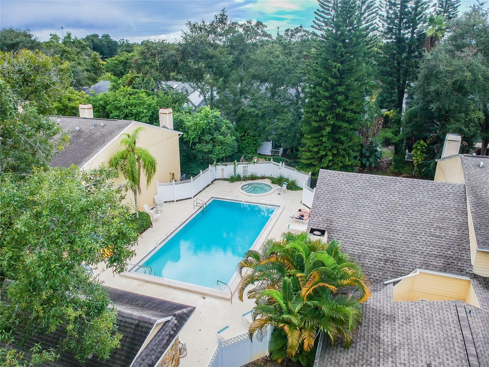 VILLAS OF SOMERSET WOODS CONDO THE - Residential