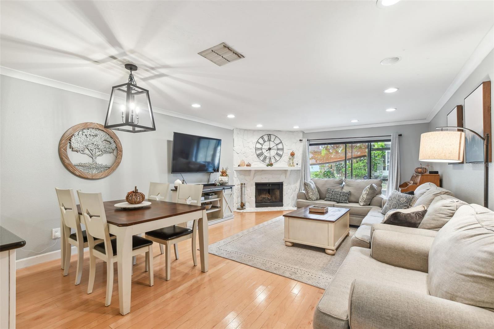 VILLAS OF SOMERSET WOODS CONDO THE - Residential