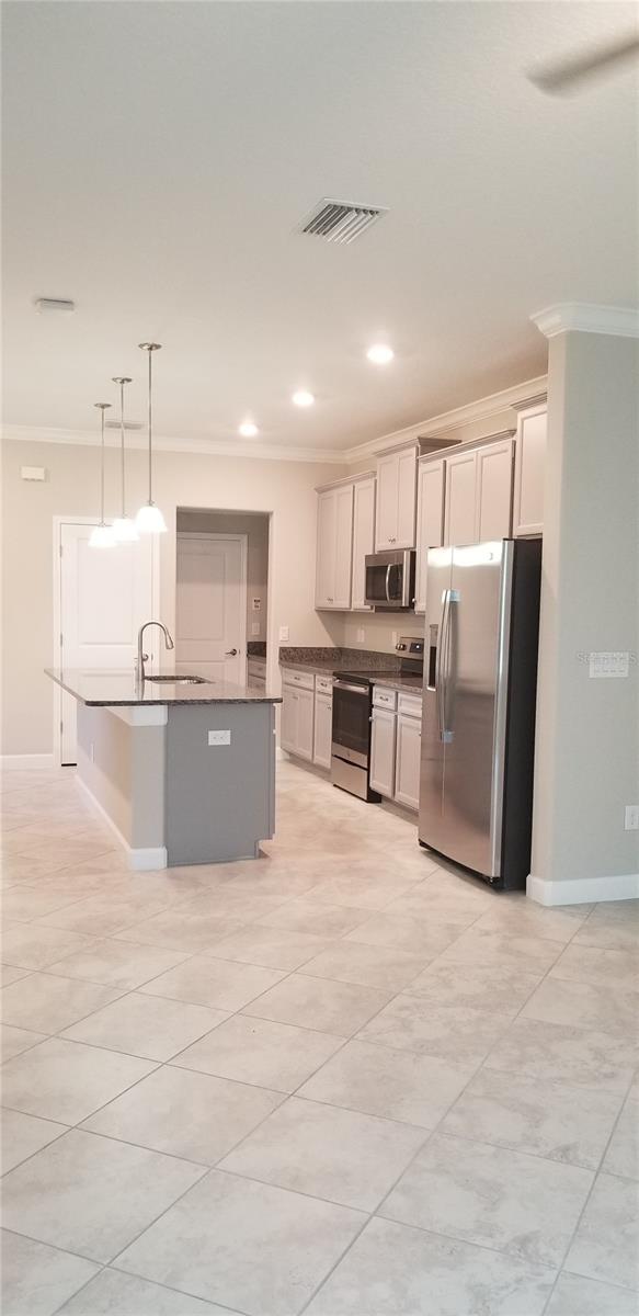 SYLVAN XING PH 2 - Residential Lease