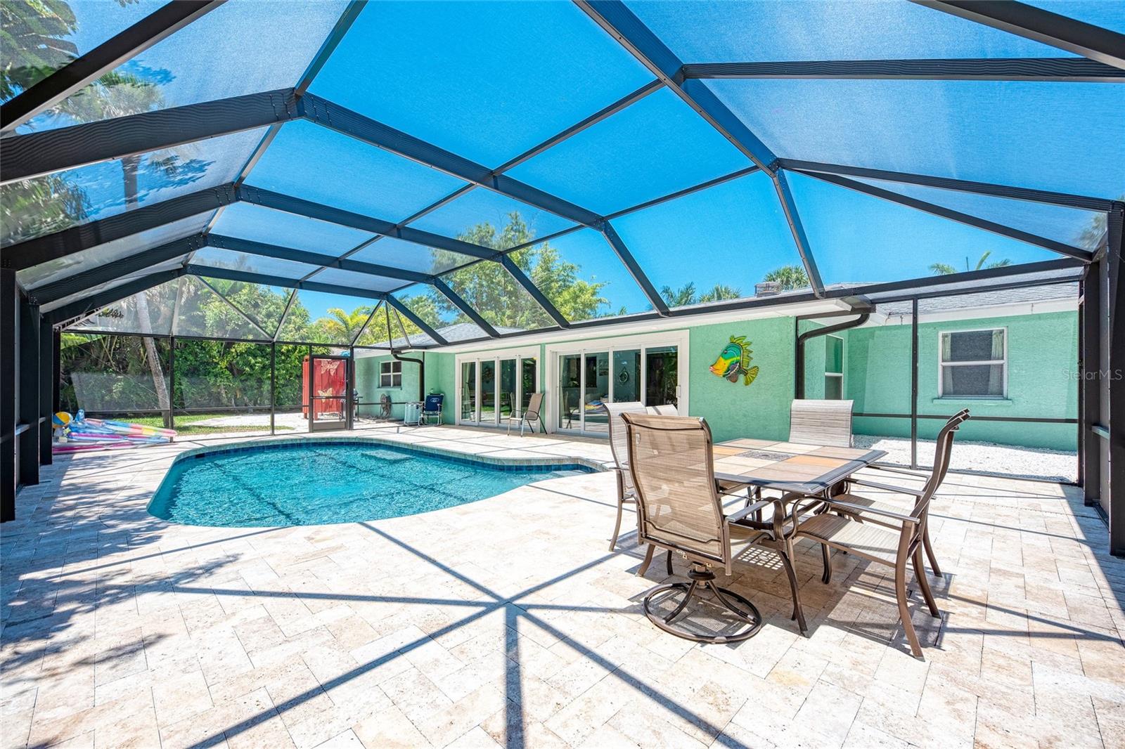 SIESTA ISLES - Residential Lease