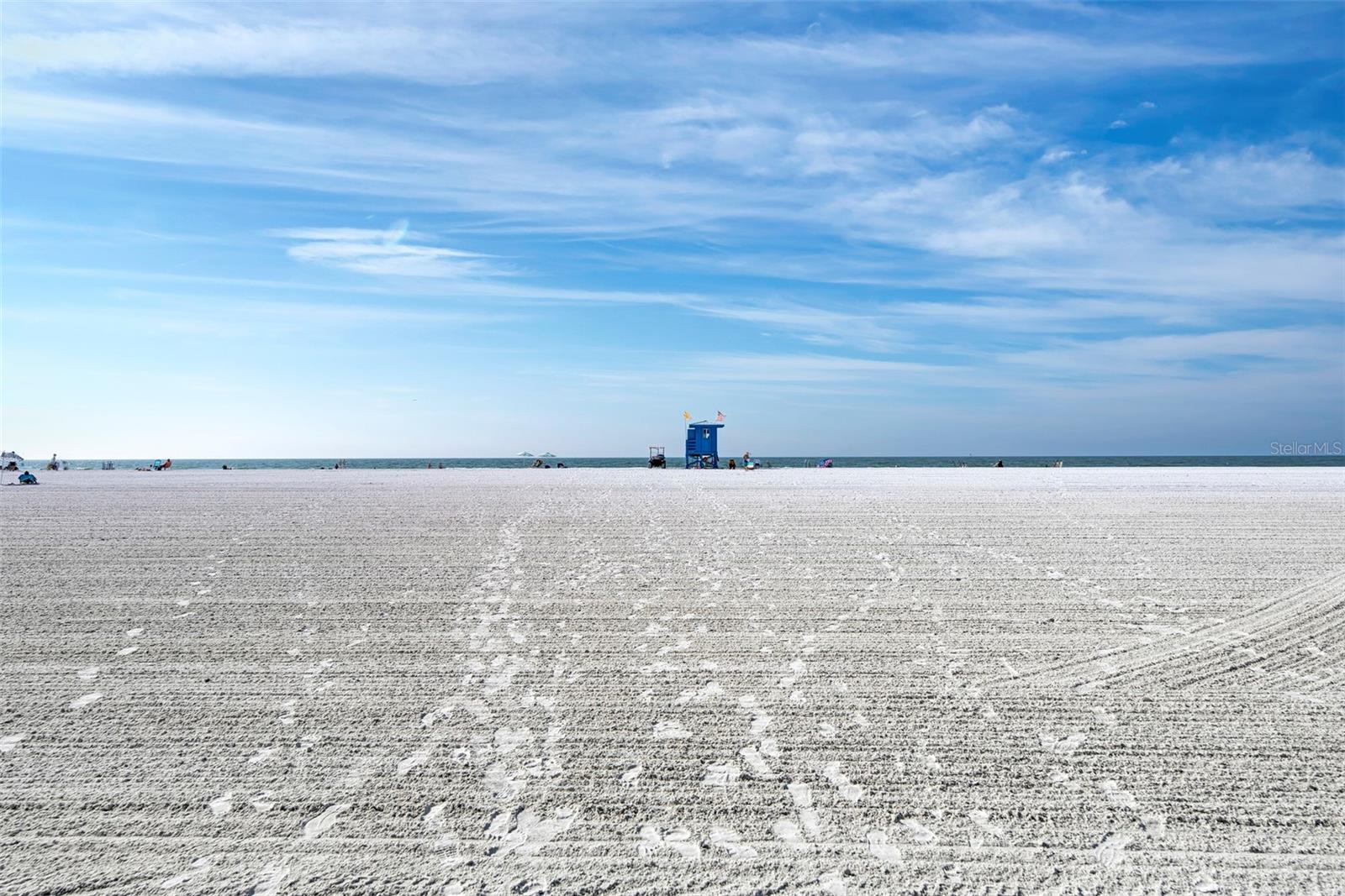 SIESTA ISLES - Residential Lease