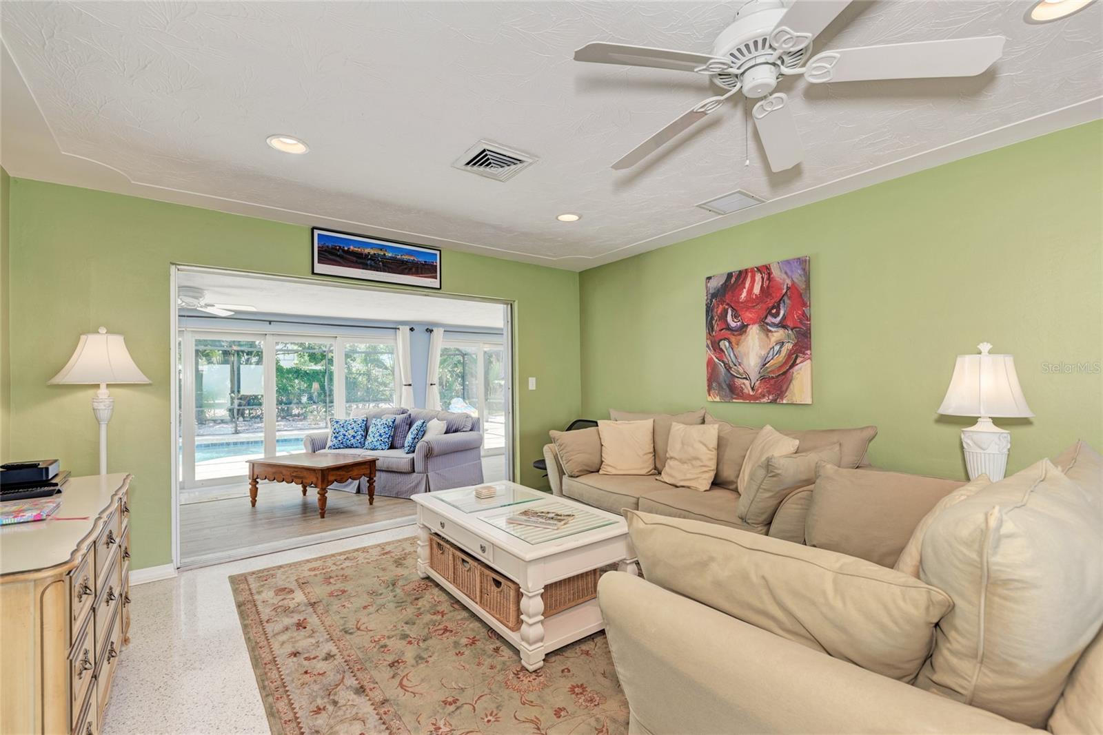 SIESTA ISLES - Residential Lease