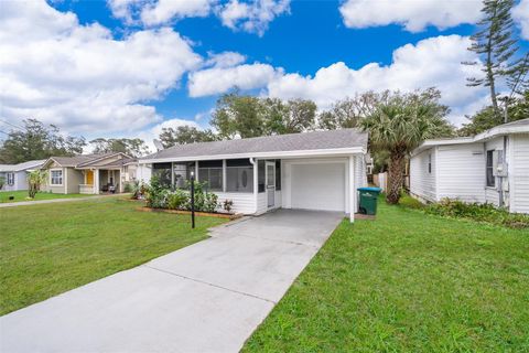 A home in DAYTONA BEACH