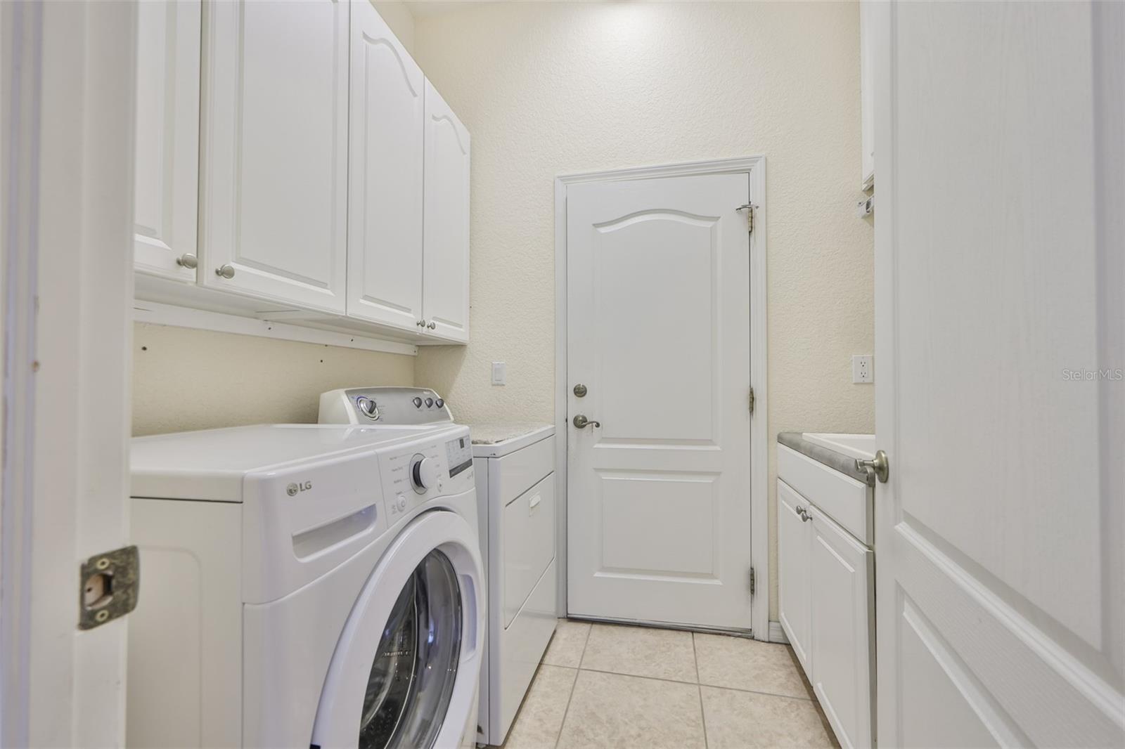 SUN CITY CENTER UNIT 266 - Residential