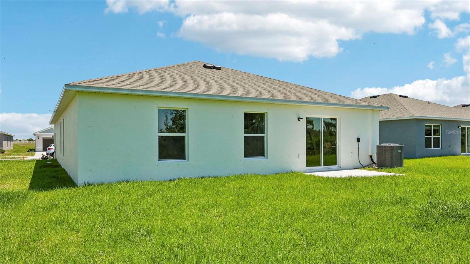 OAKFIELD LAKES - Residential