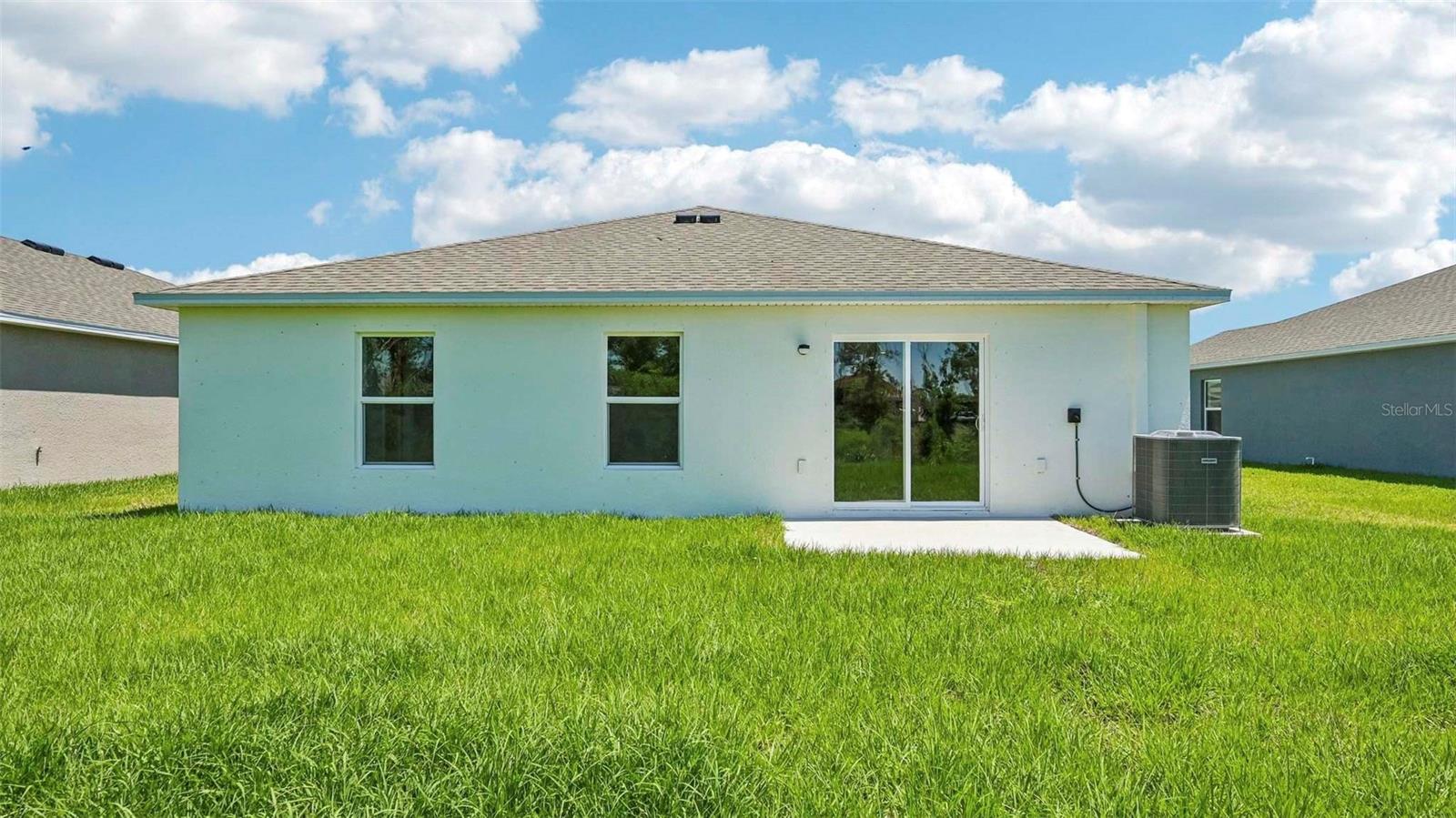 OAKFIELD LAKES - Residential