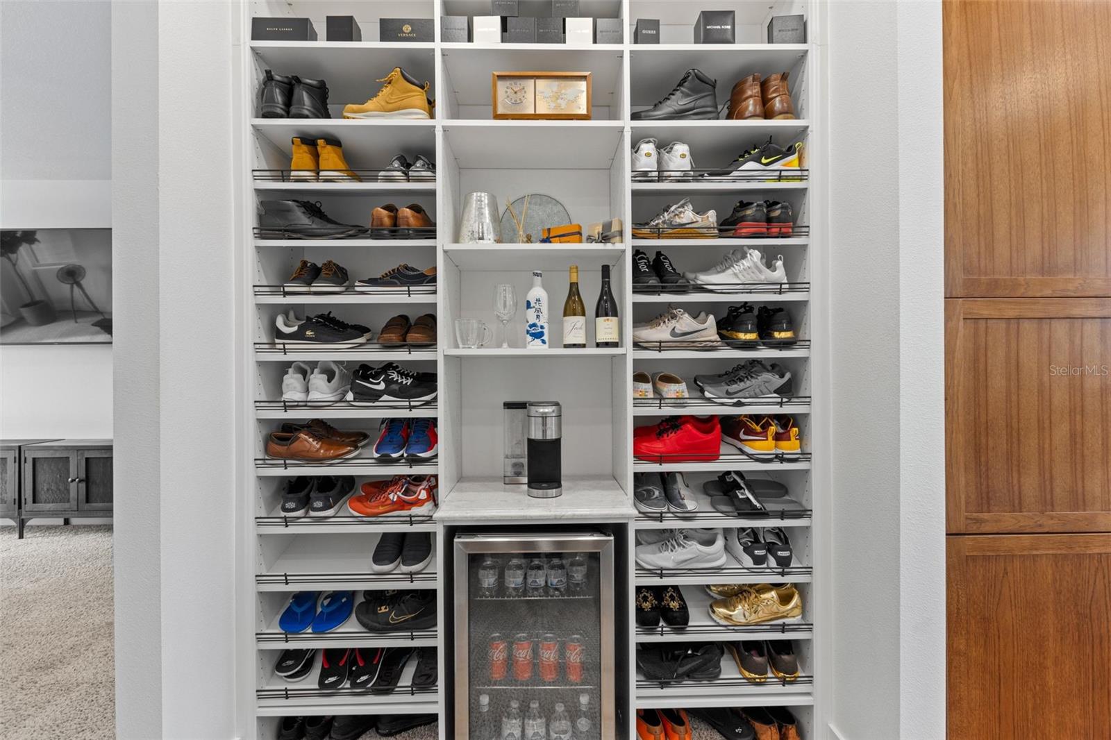 TROPICAL WINDS SUB - Residential