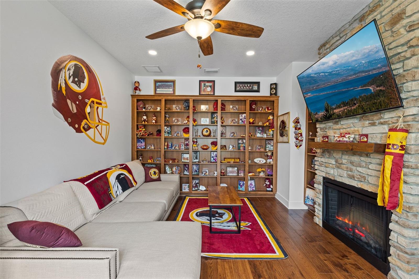 TROPICAL WINDS SUB - Residential