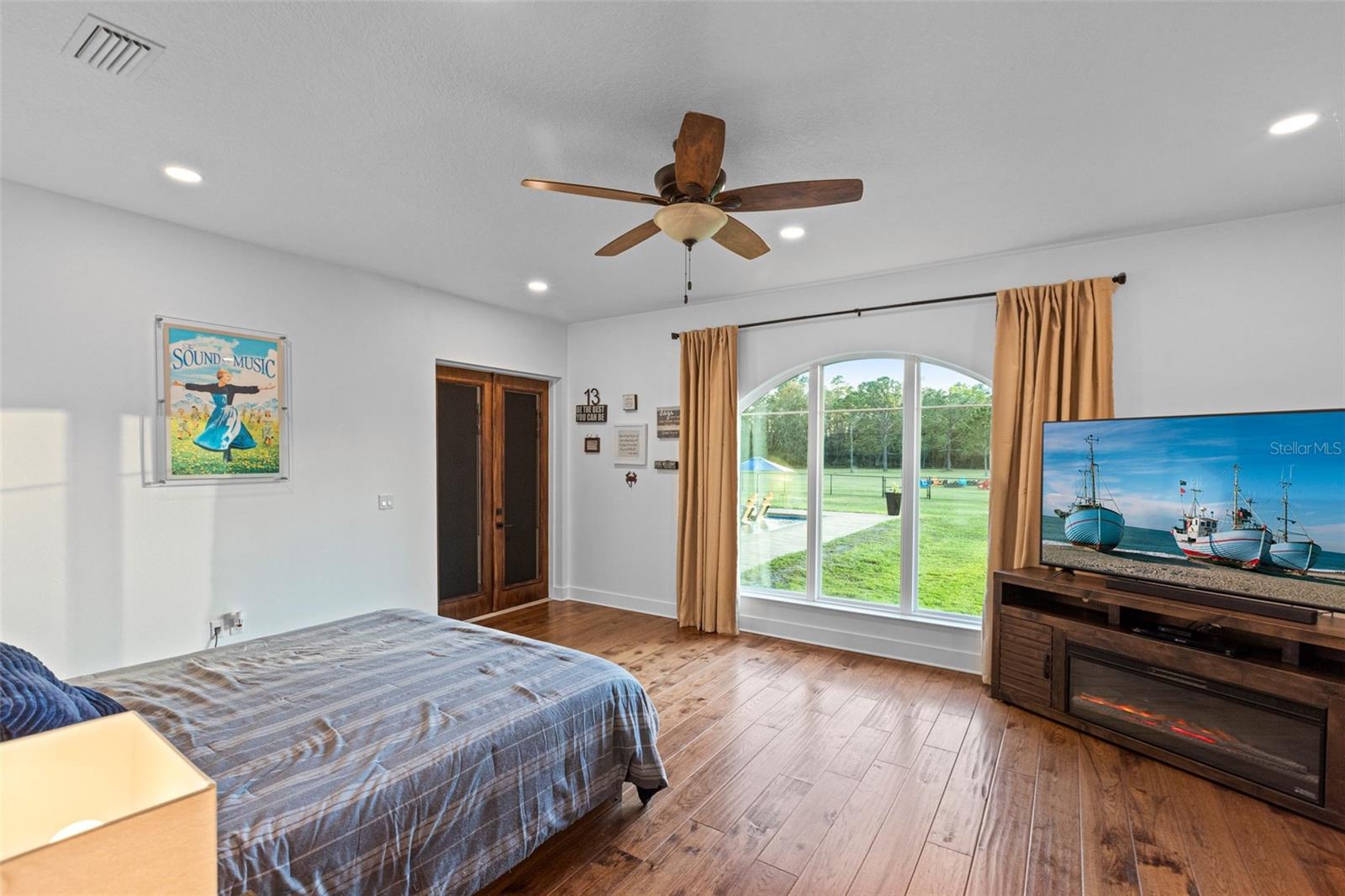 TROPICAL WINDS SUB - Residential