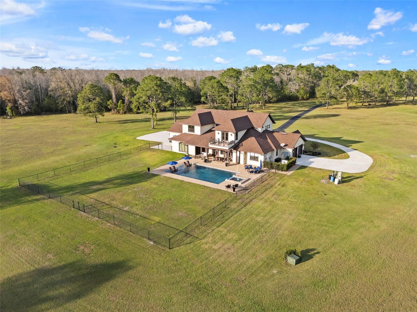 TROPICAL WINDS SUB - Residential