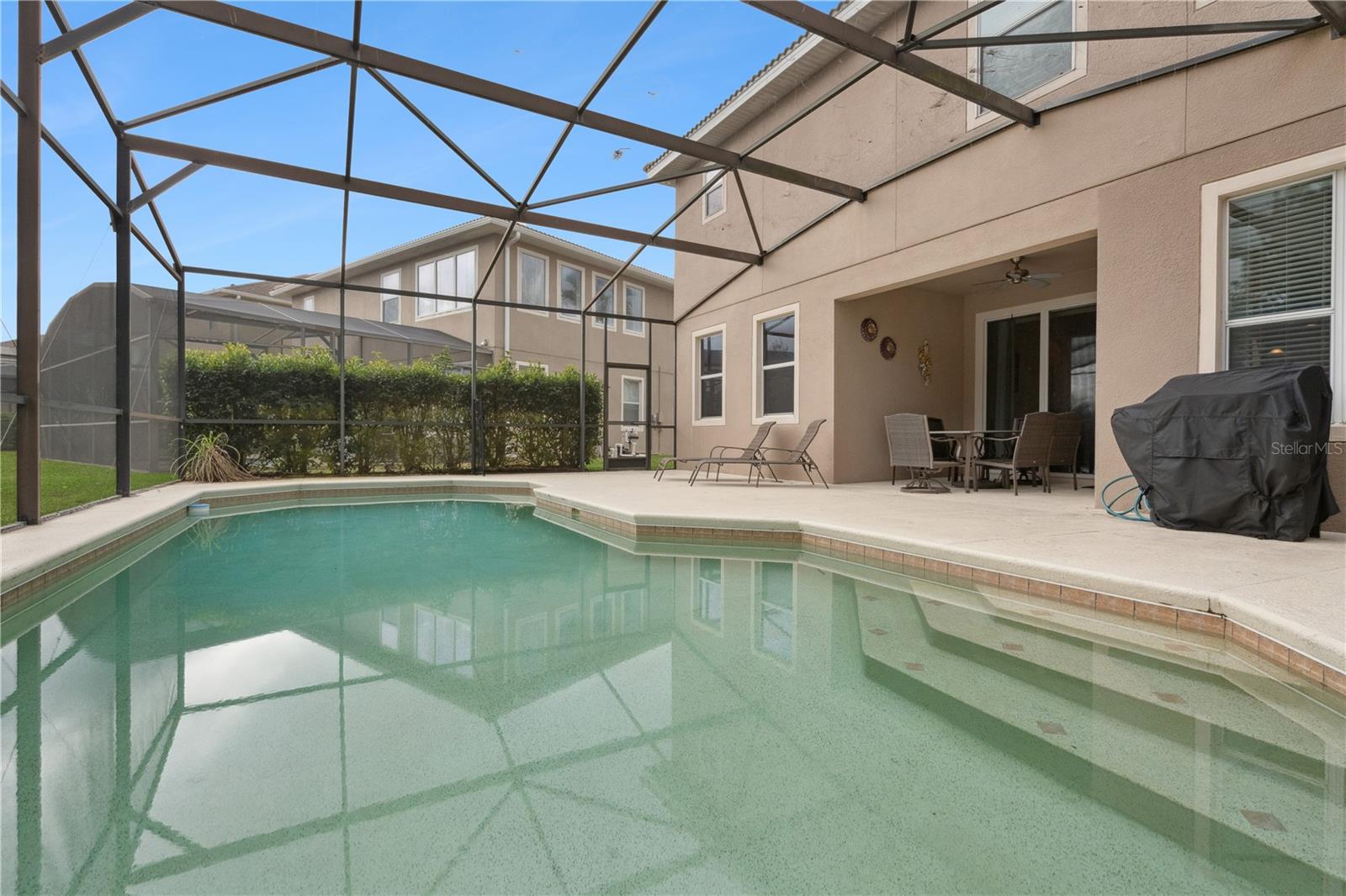 DRAYTON-PRESTON WOODS AT PROVIDENCE - Residential